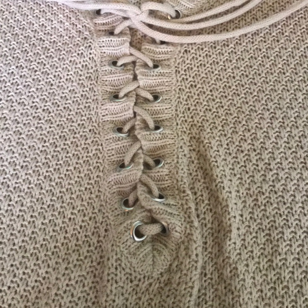 Sweater - Picture 2 of 3